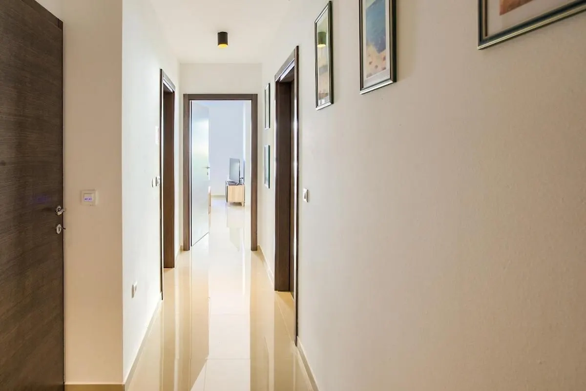 Apartment Jasna, Pula City Center With Garage Croatia