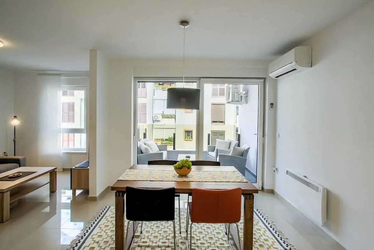 Apartment Jasna, Pula City Center With Garage 0*,  Croatia